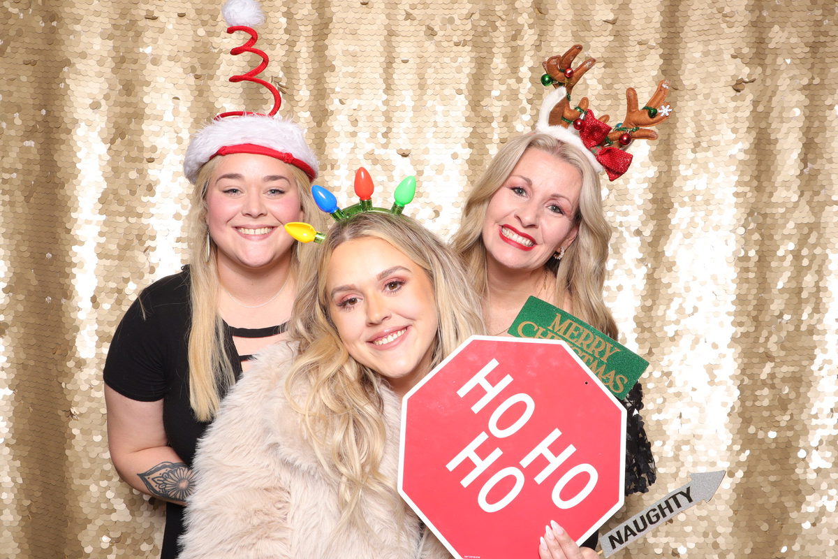 Lafayette Christmas photo booth 329