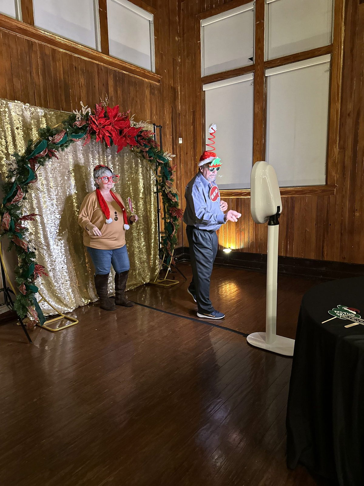 Lafayette Christmas photo booth 333