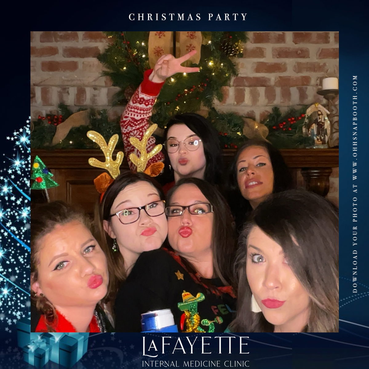 Lafayette Christmas photo booth 338